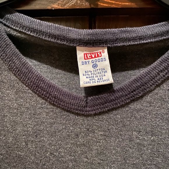 Levi’s Jeans t-shirt size medium. - Picture 2 of 2